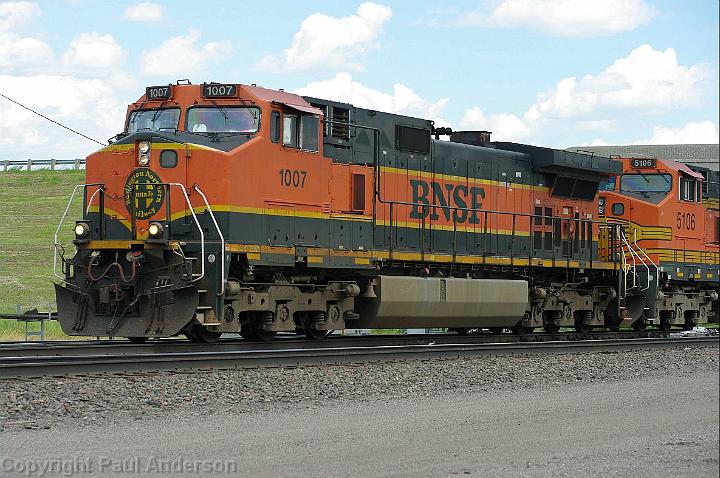 BNSF 1007 - Dash 9-44CW.jpg